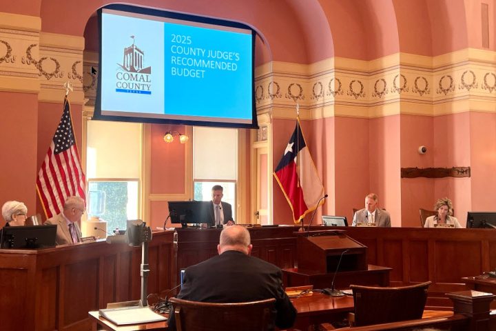 comal county commissioners court